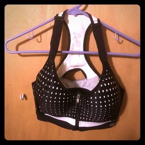 Incredible by Victoria Secret sports bra